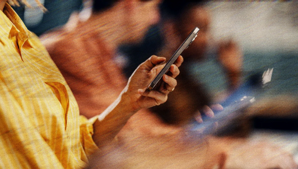 DarkSword iPhone hacking toolkit signals a dangerous shift toward mass-market cyber espionage