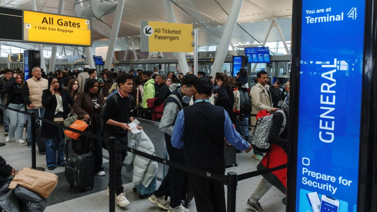 Financial Times Unveils Comprehensive Subscription Packages to Enhance Reader Access to Quality Journalism