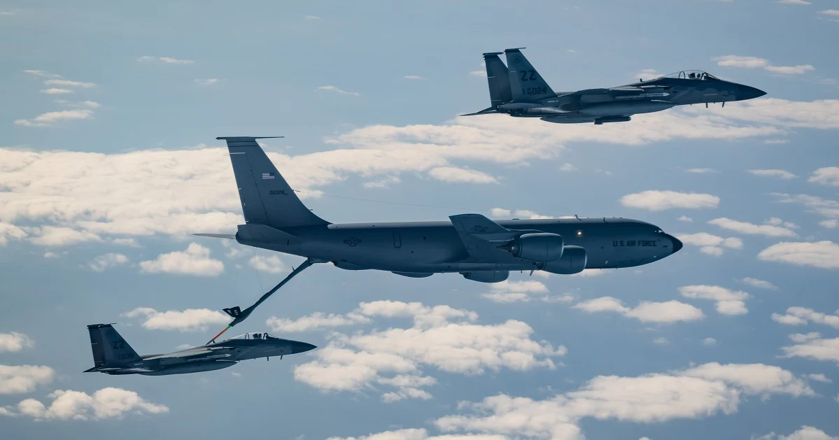 Four Airmen Confirmed Dead and Two Missing Following KC-135 Stratotanker Crash During Combat Operations in Western Iraq