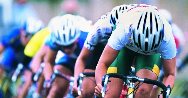 Horrific Crash Mars Women’s Milan-San Remo as Debora Silvestri Sustains Severe Injuries, Reigniting Safety Debates