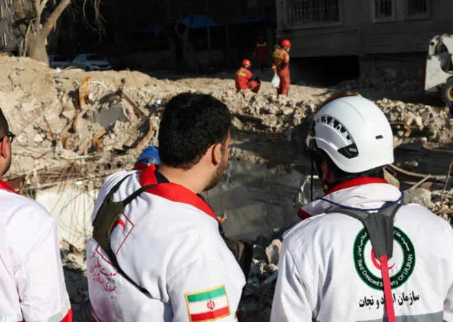 Iranian Missile Strikes Dimona Nuclear Site, Causing Damage and Injuries