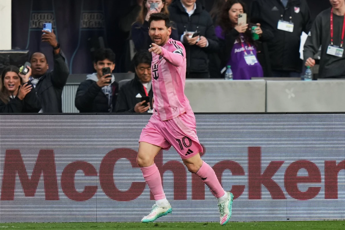 Lionel Messi Scores 900th Career Goal as Inter Miami Secures Concacaf Champions Cup Quarterfinal Berth Against Nashville SC