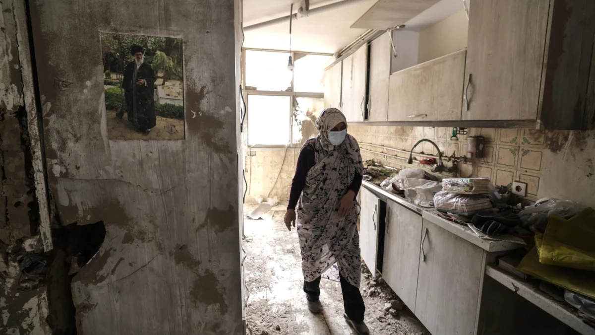 Missile Debris Lands Near Sacred Sites in Jerusalem’s Old City Following Unprecedented Iranian Barrage, Igniting Global Concerns Over Escalation