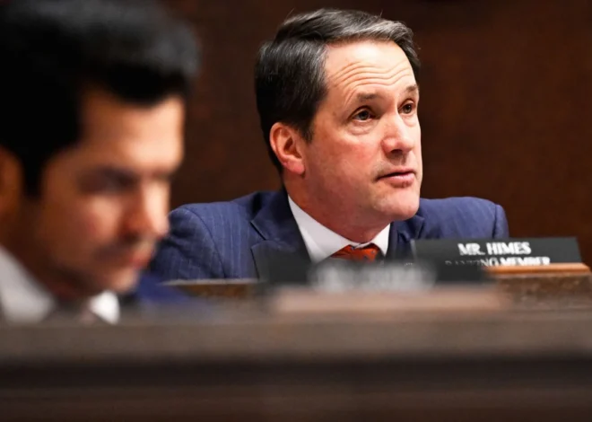 Representative Jim Himes Faces Internal Democratic Backlash Over Push to Renew Warrantless Surveillance Powers