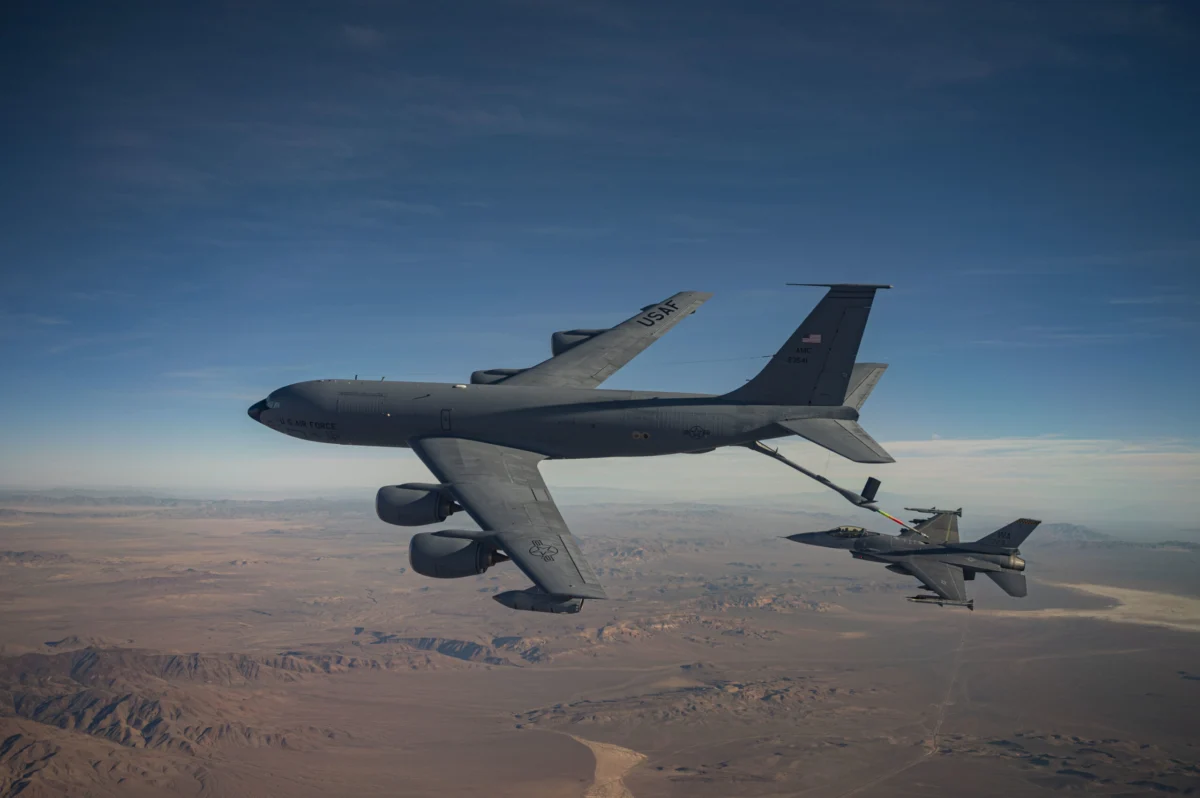 Six US Airmen Killed as KC-135 Tanker Crashes in Western Iraq During Operation Epic Fury