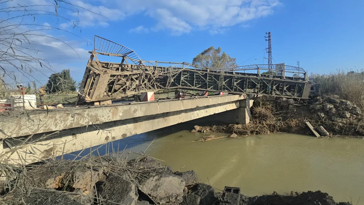 Destruction of Qasmieh Bridge in Southern Lebanon Isolated Thousands of Civilians and May Constitute a War Crime Human Rights Watch Reports