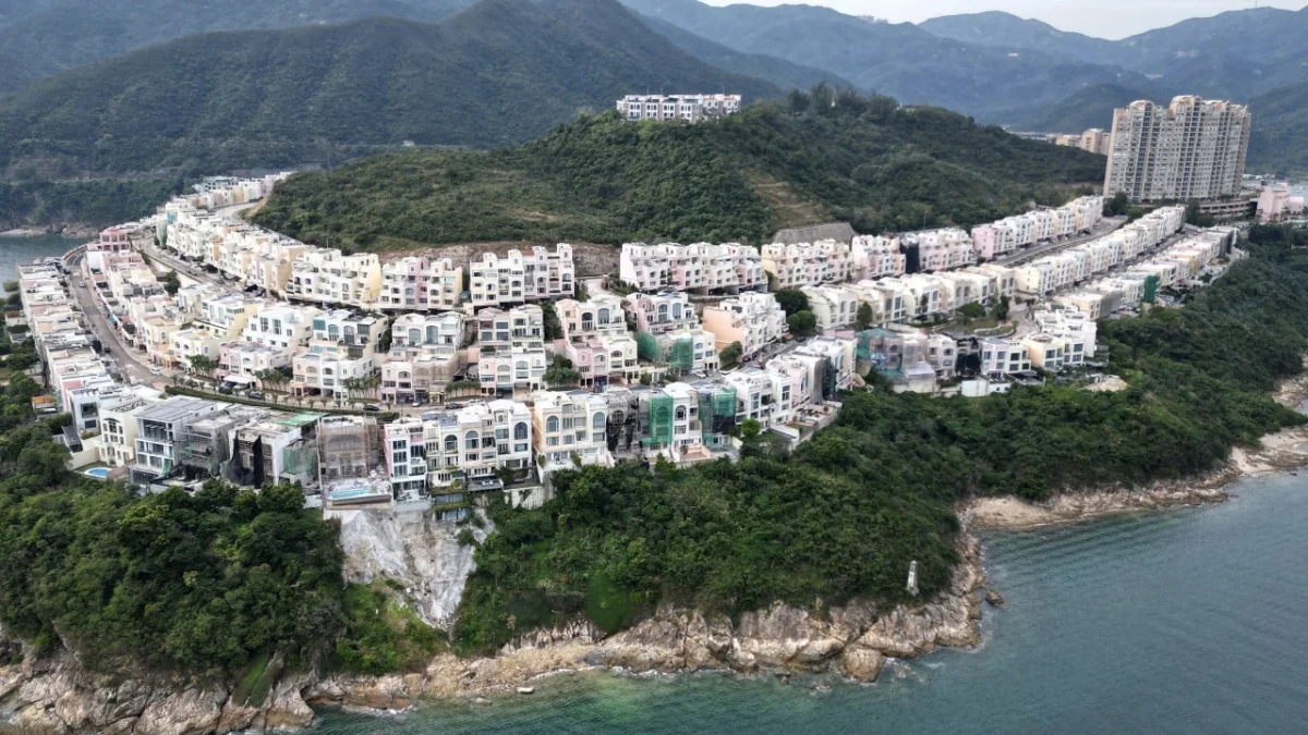 Luxury Homeowner Fined HK$110,000 for Extensive Illegal Structures at Prestigious Redhill Peninsula Estate