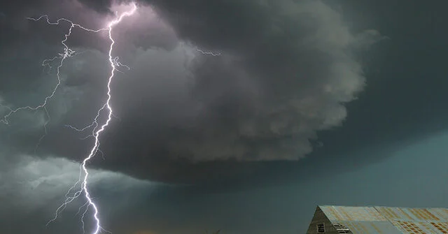 Oklahoma Couple’s Harrowing Tornado Escape Underscores Urgency of Storm Preparedness Amidst Widespread Damage in Ponca City