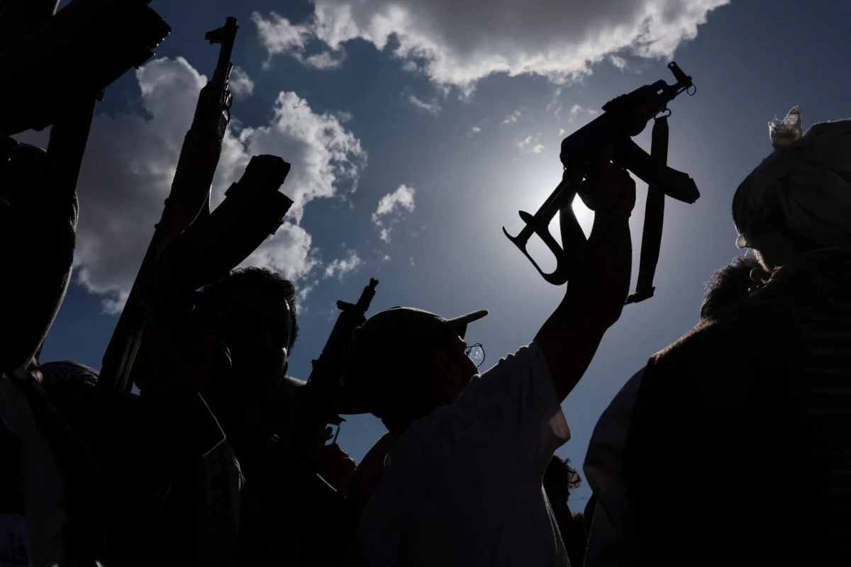 Strategic Choke Points and Economic Warfare: The US Navy Blockade of the Strait of Hormuz and the Growing Threat in the Bab el-Mandeb