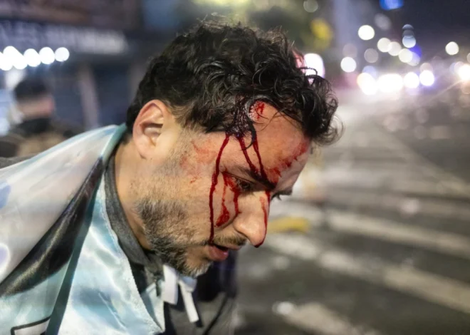 Chaos Erupts at Obelisco: Celebrations for World Cup Final Descend into Violent Clashes with Police