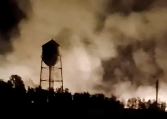 Escalating Tensions as US Continues Strikes on Iran for Eleventh Night Amidst Nuclear Retaliation Threats