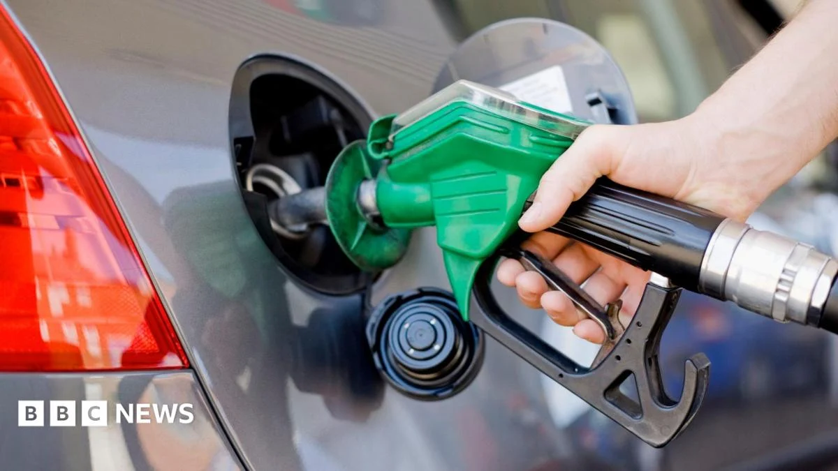 Global Oil Prices Recede as US-Iran De-escalation Hopes Emerge, but Market Volatility Persists Amidst Deep-Rooted Tensions