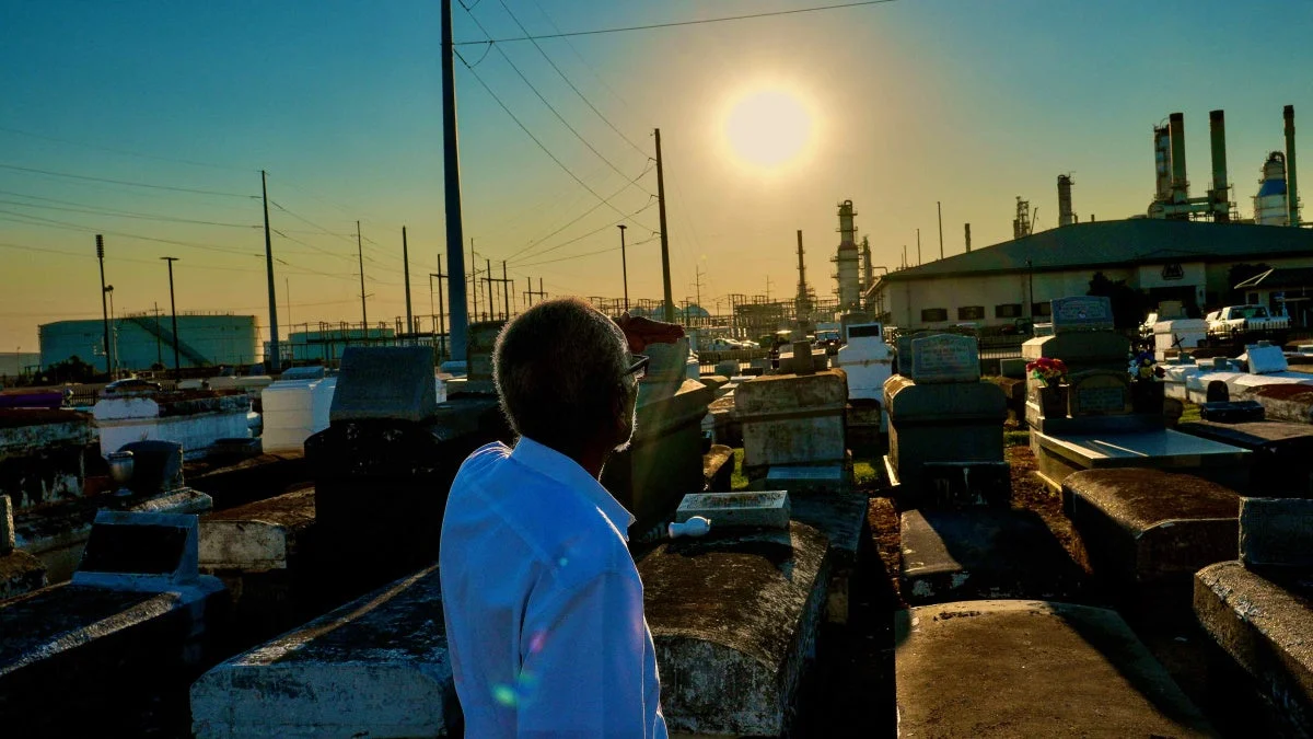 Trump Administration Extends Regulatory Relief for Chemical Plants and Delays Fenceline Air Monitoring Standards