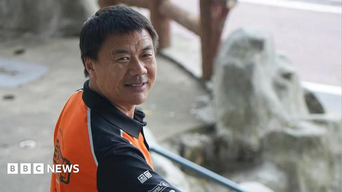 Wang Jibing, a Food Delivery Rider, Wins China’s Prestigious Lu Xun Literary Prize for Poems Penned Between Deliveries