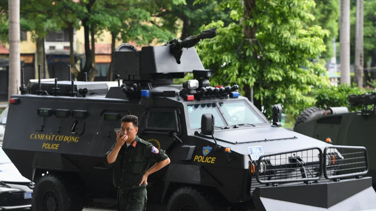 Human Rights Watch Urges Vietnam to Reject Penal Code Revisions Threatening Fundamental Freedoms and Police Accountability