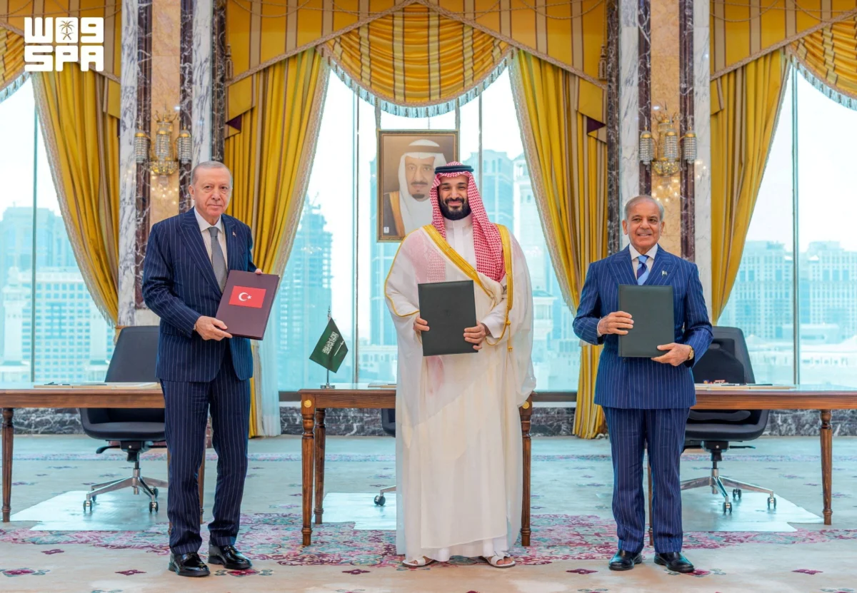Turkish Foreign Minister Hakan Fidan States Saudi-Pakistan Defence Pact Mirrors NATO’s Article 5, Egypt’s Inclusion Pending